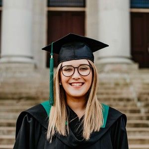 Meet your Posher, Erika